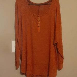 LANE BRYANT  SIZE 22/24  Orange/Spice with Black speckles throughout. Pull over.